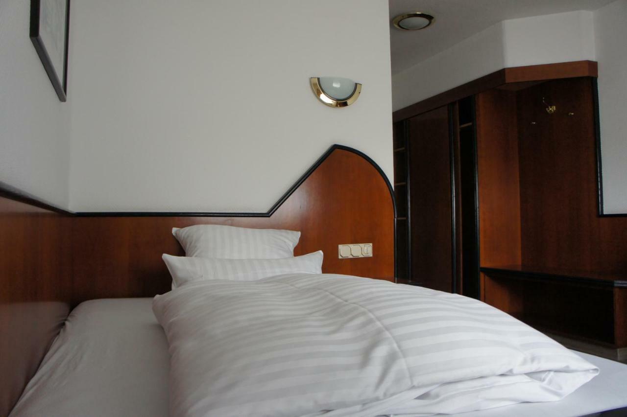 Hotel Haus Hubertus Elsdorf Εξωτερικό φωτογραφία