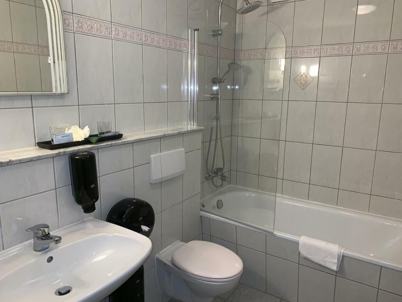 Hotel Haus Hubertus Elsdorf Εξωτερικό φωτογραφία